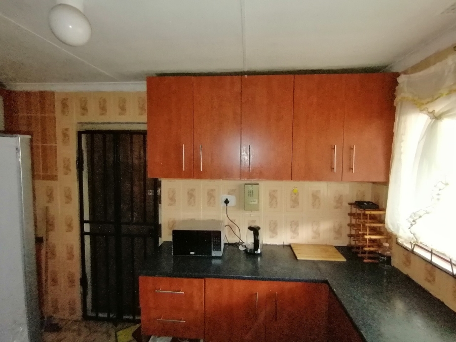 3 Bedroom Property for Sale in Ekuphumleni Western Cape